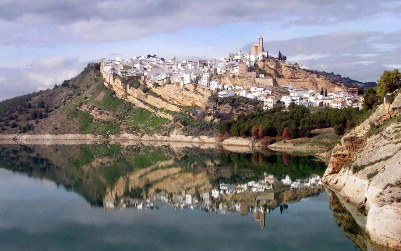 Cortijo De La Cruz Vila Iznájar Exterior foto