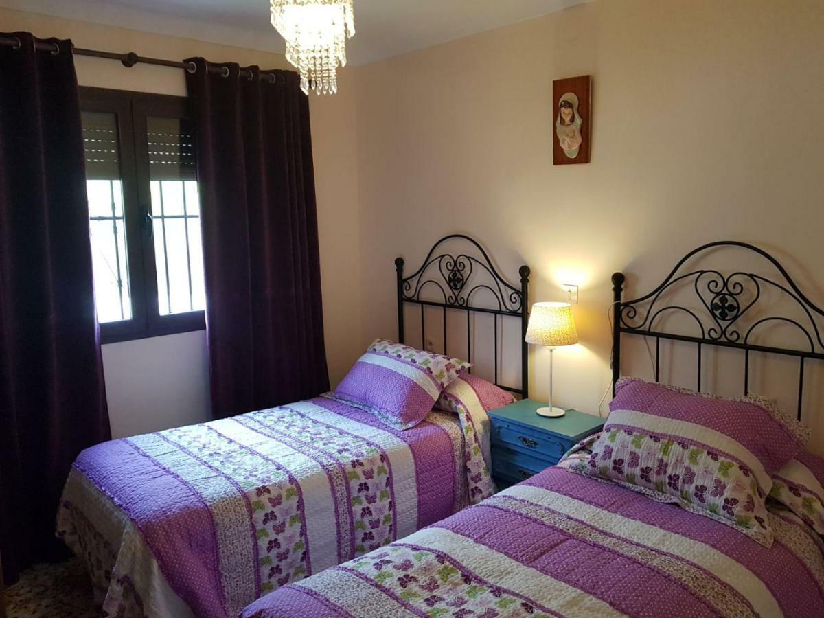 Cortijo De La Cruz Vila Iznájar Exterior foto